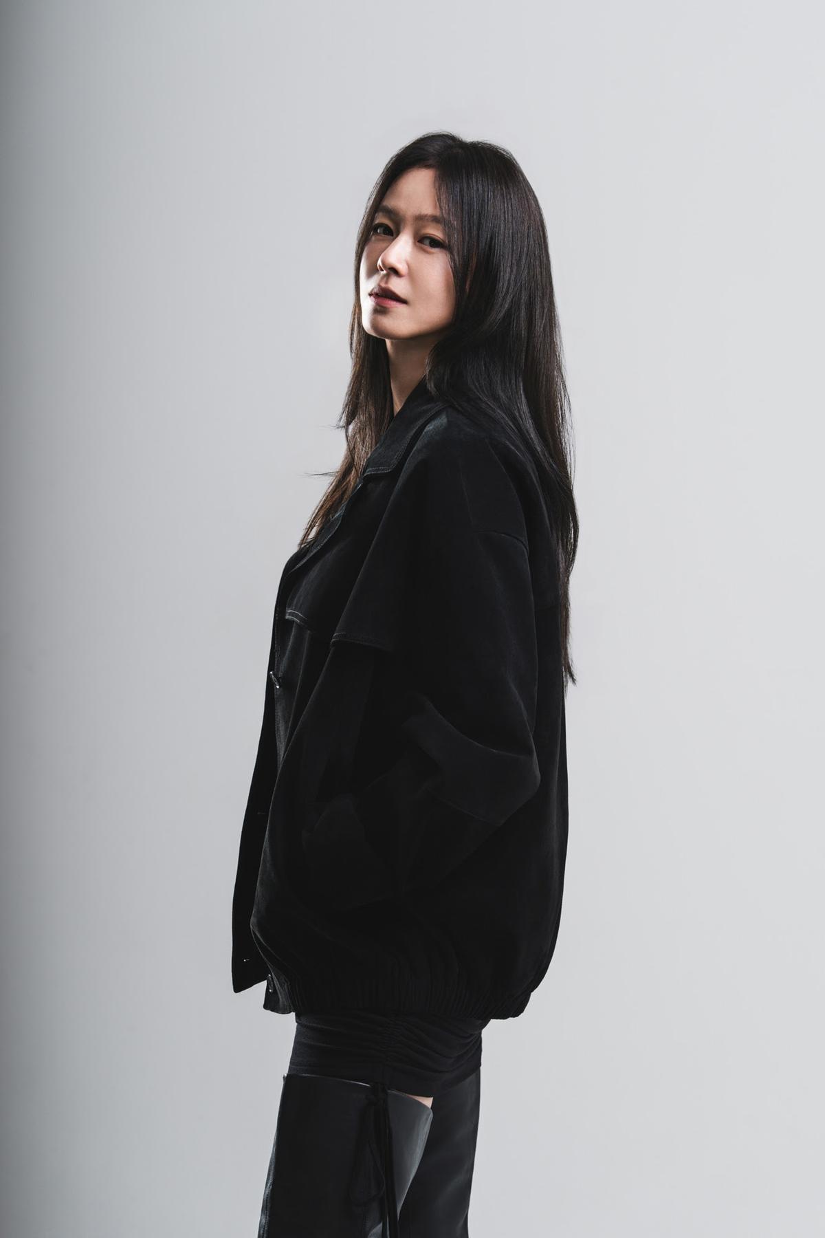 경수진 공식 참가자 사진